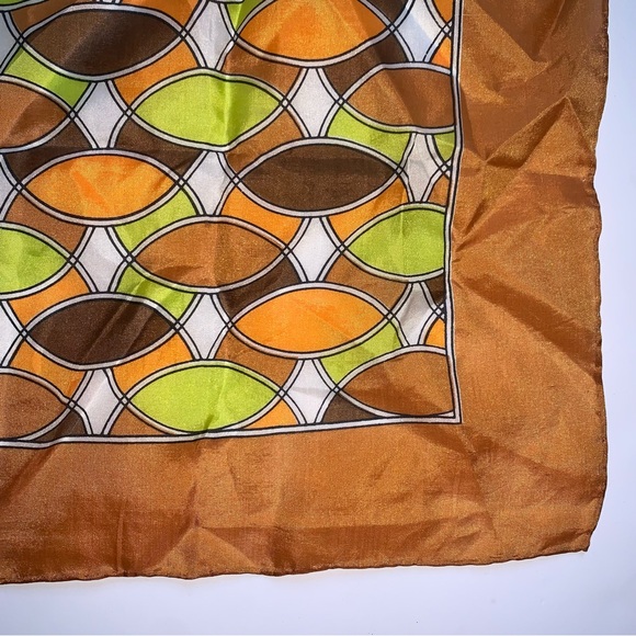 v i n t a g e :: Bold Mod Op Art Groovy Abstract Silk Scarf - Picture 8 of 12